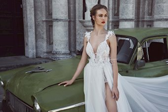 L'Amour by Calla Blanche LA8242